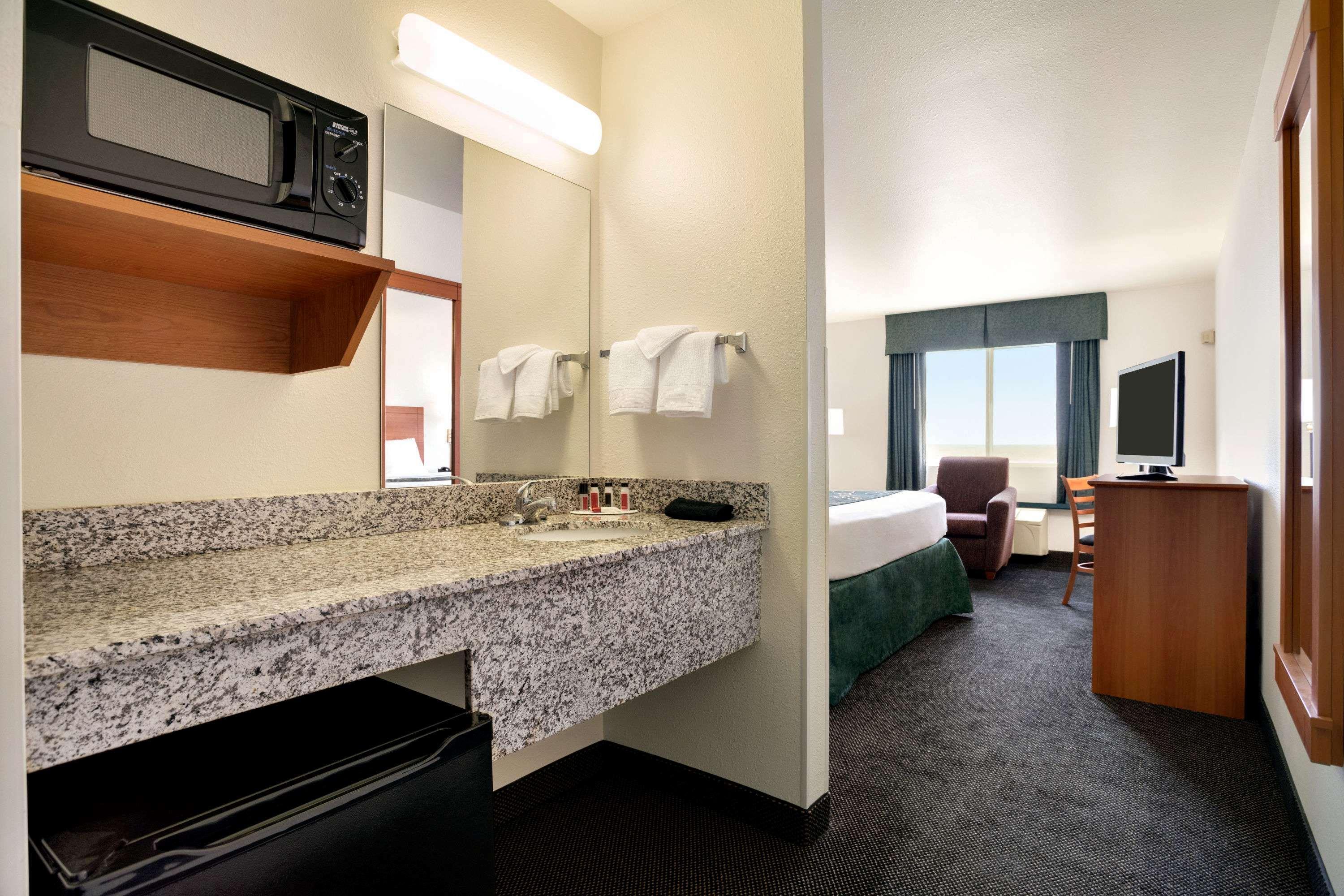 Travelodge By Wyndham Bill Wy Thunder Basin Ntl Grassland Exterior foto