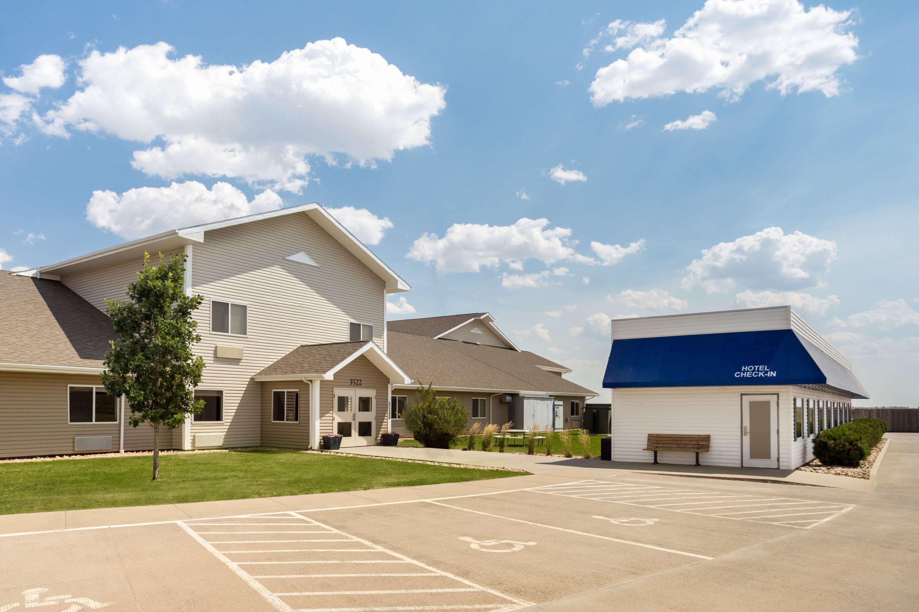 Travelodge By Wyndham Bill Wy Thunder Basin Ntl Grassland Exterior foto